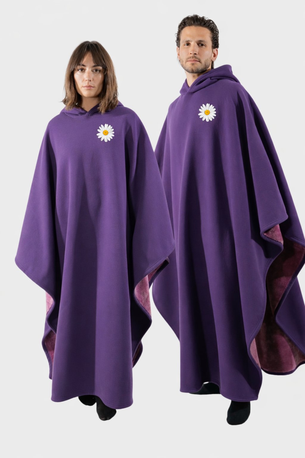 SnugCloak-Midnight Plum-Daisy Print Style